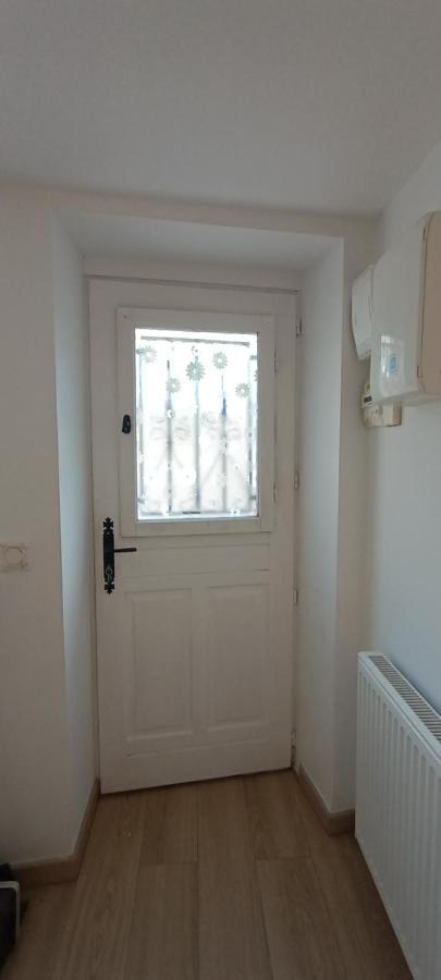 Studio Meuble A Bougival מראה חיצוני תמונה