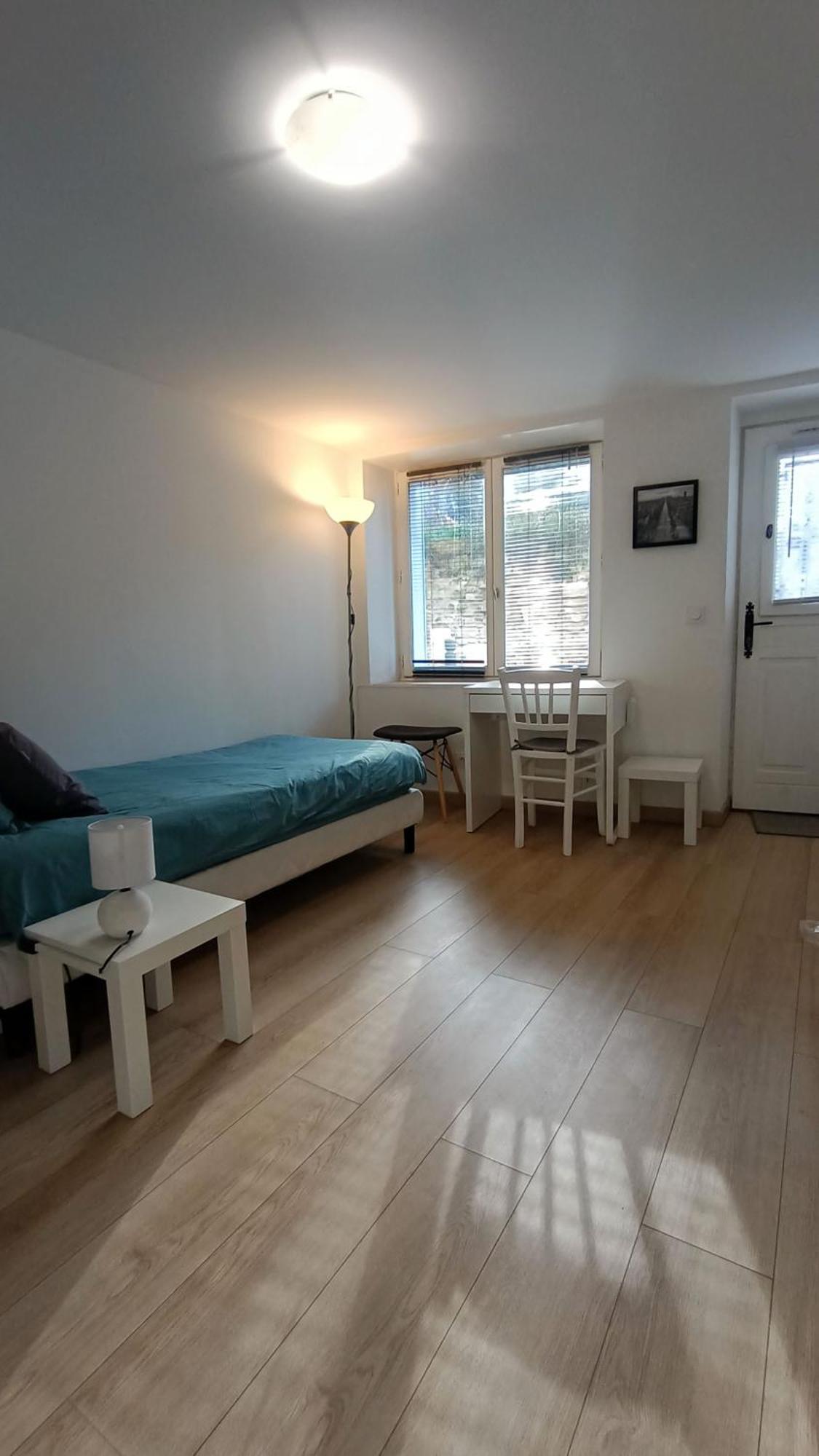 Studio Meuble A Bougival מראה חיצוני תמונה